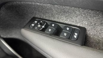 VOLVO XC40 Recharge Plus Twin Awd