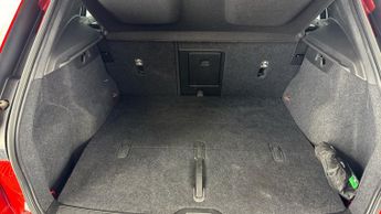 VOLVO XC40 Recharge Plus Twin Awd