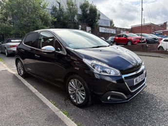 Peugeot 208 1.2 PureTech 82 Allure 5dr