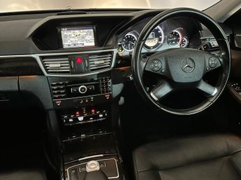 MERCEDES-BENZ E-CLASS E220 CDI BlueEFFICIENCY Executive SE 5dr Tip Auto