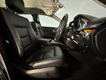 MERCEDES-BENZ E-CLASS E220 CDI BlueEFFICIENCY Executive SE 5dr Tip Auto