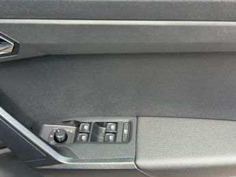 SEAT ARONA 1.6 TDI SE [EZ] 5dr