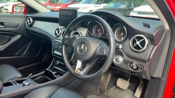 MERCEDES-BENZ GLA Gla 200 Sport Executive