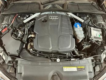 AUDI A4 2.0 TDI 190 Quattro S Line 5dr S Tronic