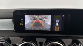 MERCEDES-BENZ CLA Cla 180 Amg Line Premium