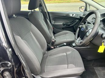 FORD FIESTA 1.6 Zetec 5dr Powershift