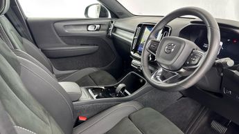 VOLVO C40 Recharge Pro Twin Awd