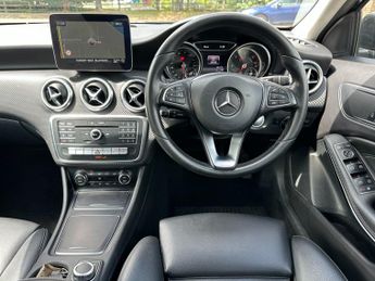 MERCEDES-BENZ A-CLASS A180d Sport Executive 5dr Auto