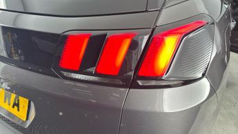 PEUGEOT 3008 Puretech S/S Active Premium Plus