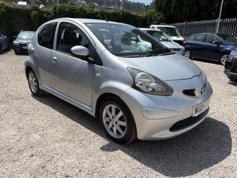 TOYOTA AYGO 1.0 VVT-i Platinum 5dr [AC]