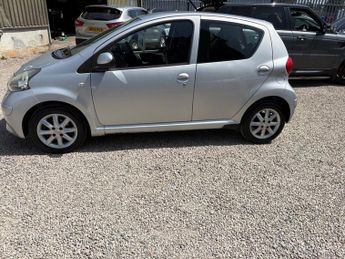 TOYOTA AYGO 1.0 VVT-i Platinum 5dr [AC]