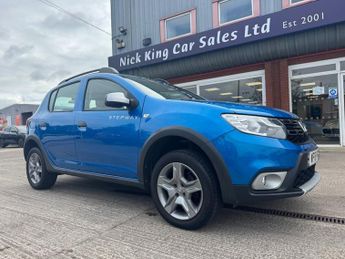 Dacia Sandero 0.9 TCe Comfort 5dr + NAV / ULEZ / DAB / 5 SERVICES / BLUETOOTH