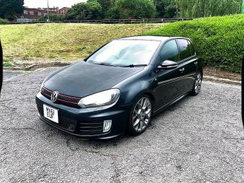 VOLKSWAGEN GOLF GTI EDITION 35