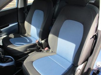 HYUNDAI I10 1.2 SE 5dr Auto