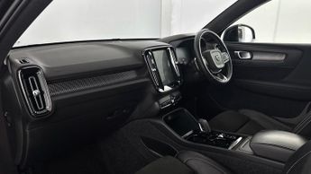 VOLVO XC40 D3 R-Design Pro
