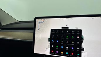 TESLA MODEL 3 Long Range