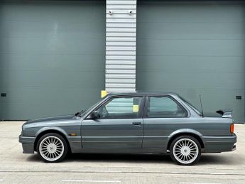 BMW 3 SERIES 325i Sport 2dr Auto