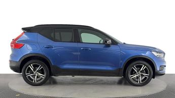 VOLVO XC40 D3 R-Design
