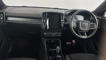 VOLVO XC40 D3 R-Design