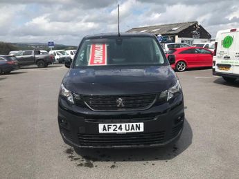 PEUGEOT PARTNER 950 1.5 BlueHDi 130 Professional Premium+ Van EAT8