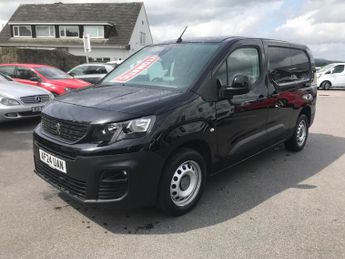 PEUGEOT PARTNER 950 1.5 BlueHDi 130 Professional Premium+ Van EAT8