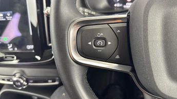 VOLVO XC40 Recharge T4 Inscription