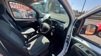 PEUGEOT BIPPER 1.4 HDi 70 Professional