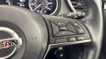 NISSAN QASHQAI Dig-T Acenta Premium Dct