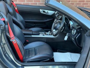 MERCEDES-BENZ SLC SLC 250d AMG Line 2dr 9G-Tronic