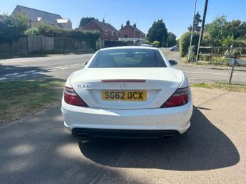 MERCEDES-BENZ SLK SLK 200 BlueEFFICIENCY AMG Sport 2dr Tip Auto