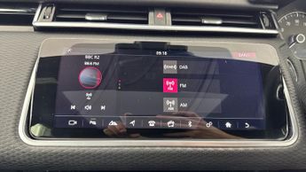 LAND ROVER RANGE ROVER VELAR R-Dynamic S
