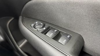 VAUXHALL INSIGNIA Se Nav