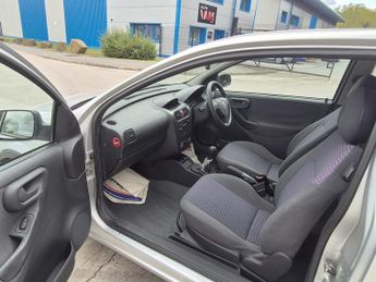 VAUXHALL CORSA 1.2i 16V Comfort 3dr