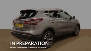NISSAN QASHQAI 1.3 DiG-T 160 [157] N-Connecta 5dr DCT Glass Roof