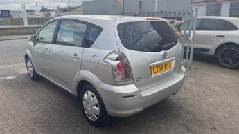TOYOTA COROLLA VERSO 1.8 VVT-i T2 5dr