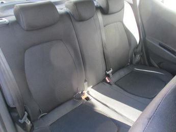 HYUNDAI I10 1.2 SE 5dr Auto