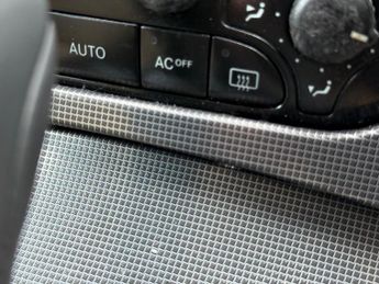 MERCEDES-BENZ C-CLASS C180K Avantgarde SE 4dr Auto