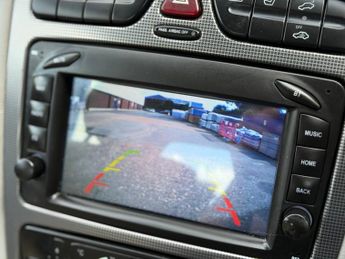 MERCEDES-BENZ C-CLASS C180K Avantgarde SE 4dr Auto