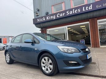 Vauxhall Astra 1.6 CDTi 16V ecoFLEX Design 5dr + 20 TAX / ULEZ / 76.3 MPG