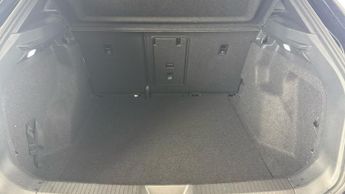 VOLKSWAGEN ID4 Match Pro
