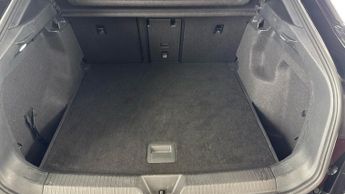 VOLKSWAGEN ID5 Style Pro