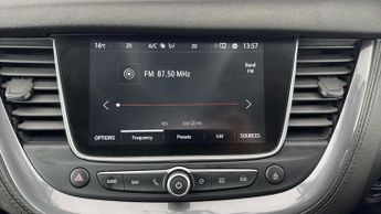 VAUXHALL GRANDLAND X 1.6 Hybrid Business Edition Nav 5dr Auto