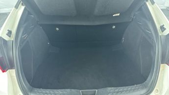 TOYOTA C-HR 1.8 Hybrid Icon 5dr CVT
