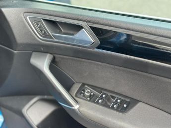 VOLKSWAGEN TOURAN 1.4 TSI SEL 5dr DSG