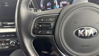 KIA NIRO 4 Plus