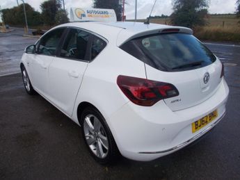 VAUXHALL ASTRA 1.6i 16V SRi 5dr Auto