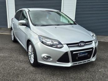 Ford Focus 1.0 125 EcoBoost Zetec Navigator 5dr