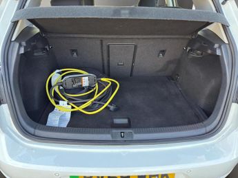 VOLKSWAGEN GOLF 99kW e-Golf 35kWh 5dr Auto