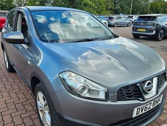 Nissan Qashqai 1.5 dCi Acenta 5dr ++ 12 MTHS MOT / BLUETOOTH / 6 SERVICES ++