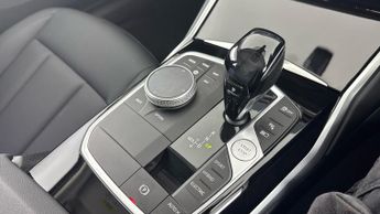 BMW 3 SERIES 330E Xdrive Se Pro